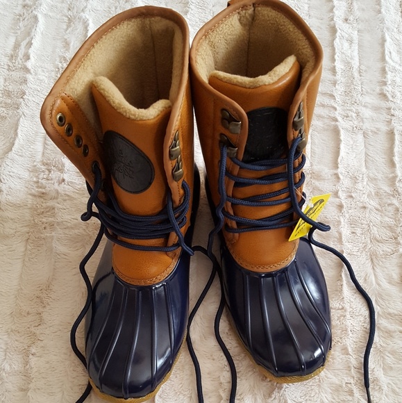 Arctic Plunge Duck Boots - Picture 2 of 7